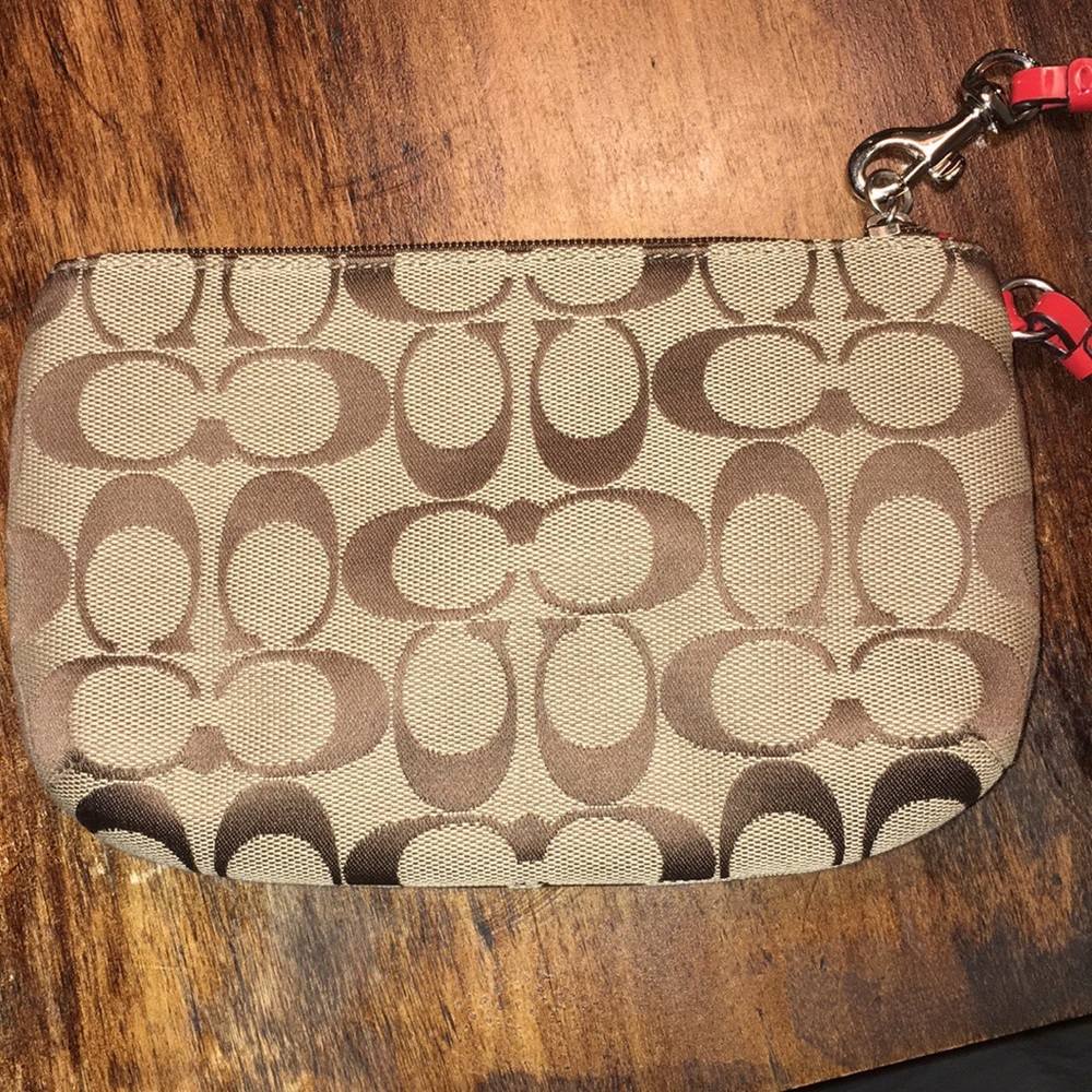 Coach wristlet, perfect Condition! - Picture 2 of 5